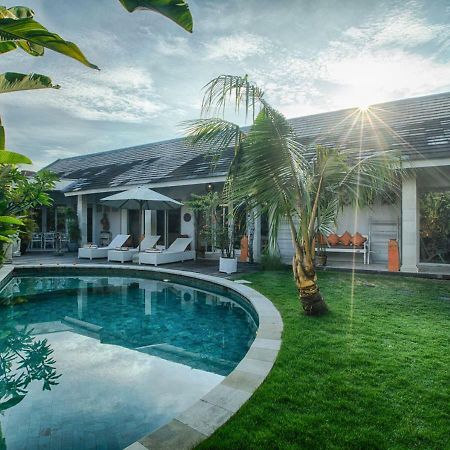 Villa Armani Seminyak Exterior foto
