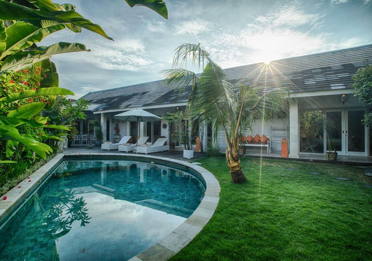 Villa Armani Seminyak Exterior foto