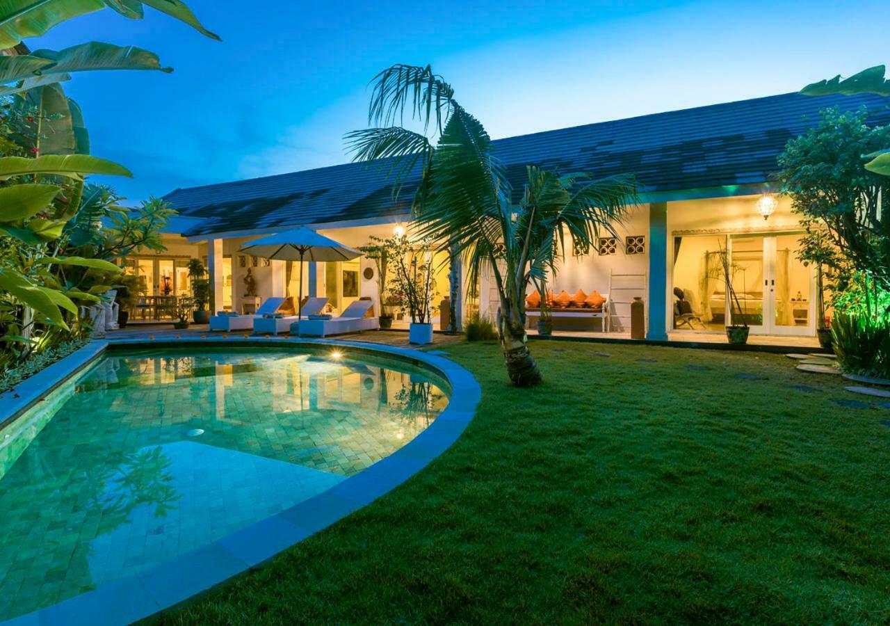 Villa Armani Seminyak Exterior foto
